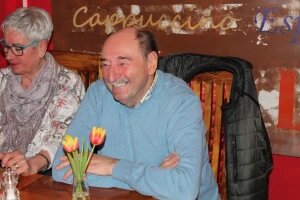 Gemeinsames Feiern zum Abschluss der Session