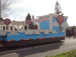 Der Ballon-Wagen von einer anderen Perspektive